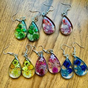 Bundle of 5 handmade earrings.